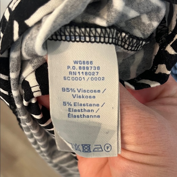 Boden Black & White Graphic Print Maxi Skirt - Picture 4 of 5